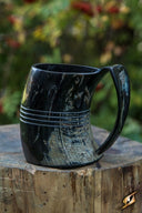 Copa de cuerno Shetland, oscura, 500–650 ml