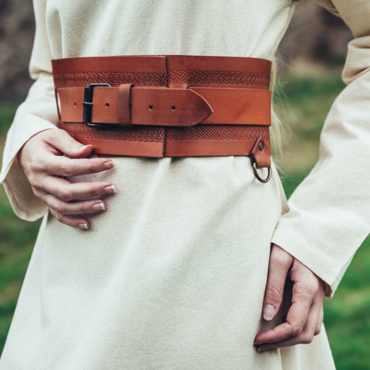 Viking belt Sigrid, light brown