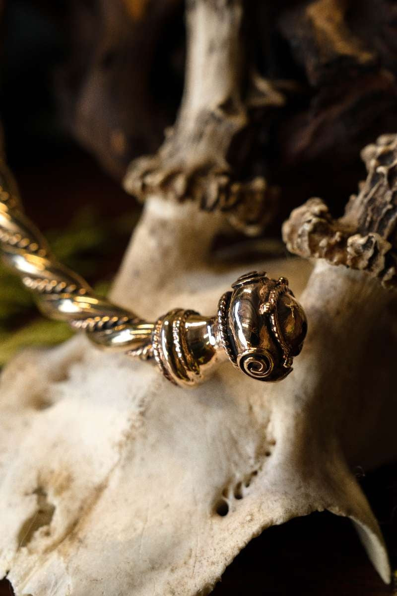 Keltische torque Bibracte, brons