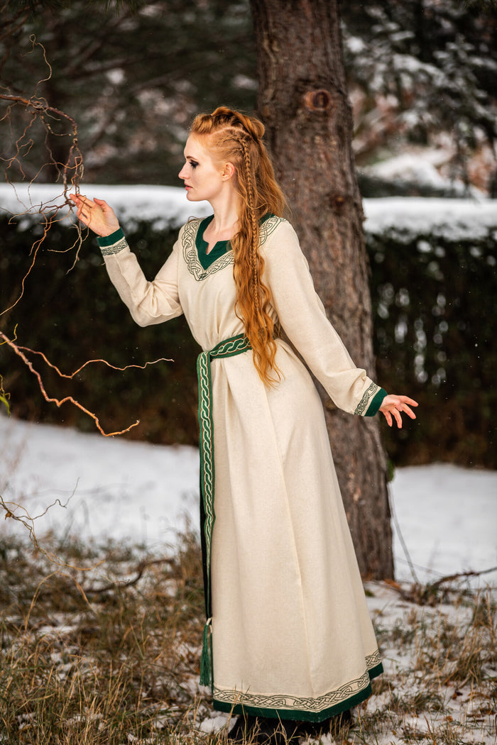 Viking dress Lagertha, natural-green