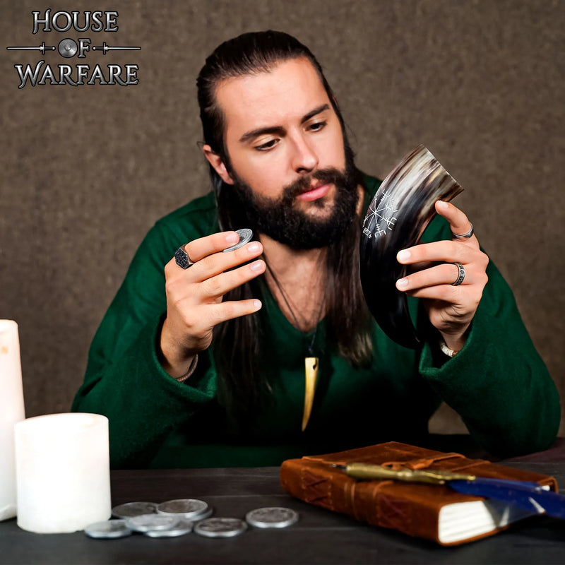 Cuerno de beber vikingo con Vegvisir, 300–500 ml