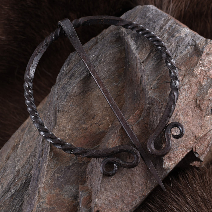 Historical ring fibula, iron