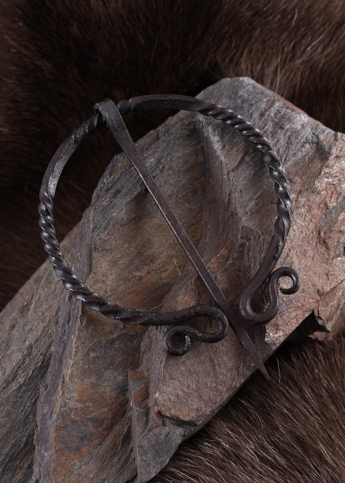 Historical ring fibula, iron