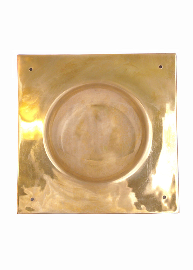 Messingfarbener quadratischer Schildbuckel