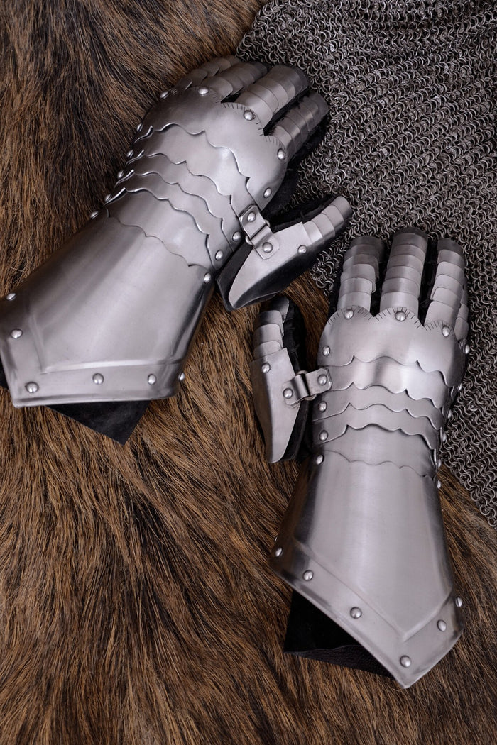 Gothic gauntlets, 1.2 mm