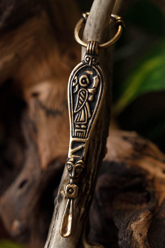 Birka Viking ear spoon, grave 660