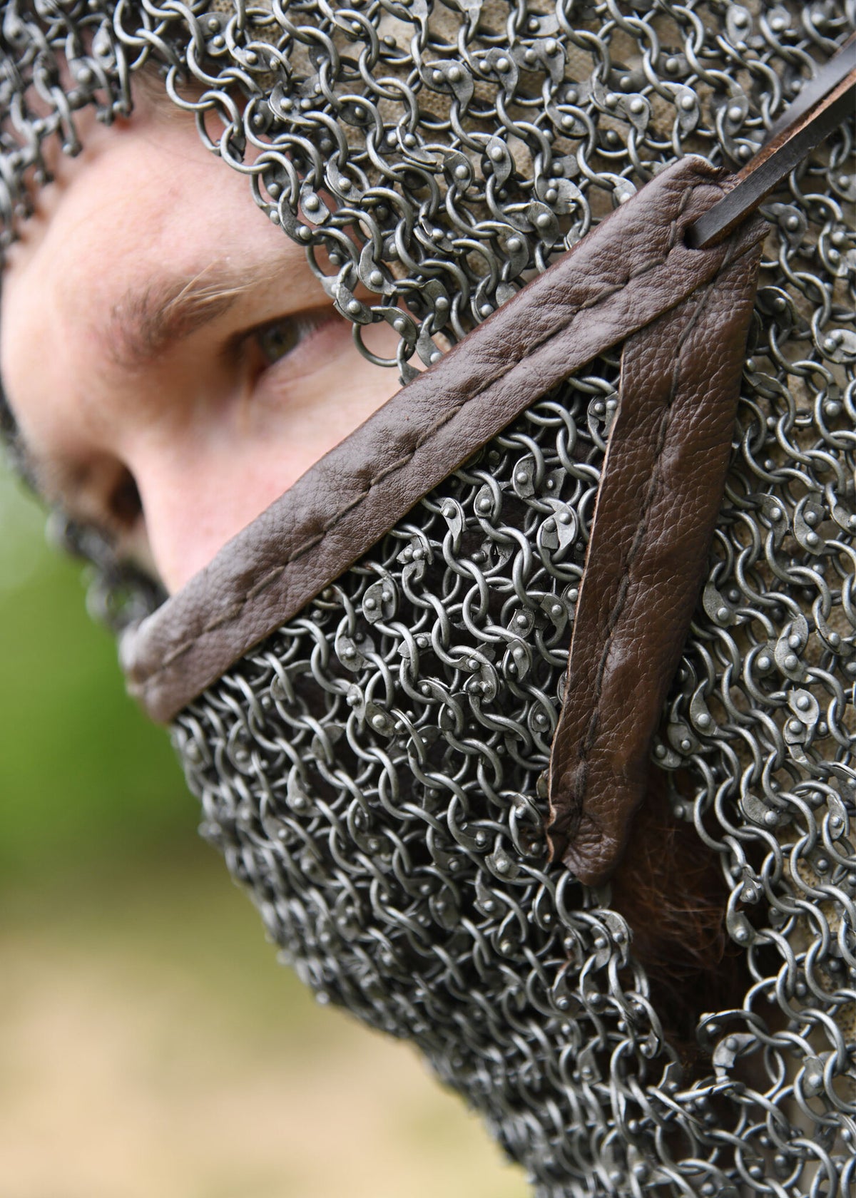 Chainmail coif with triangular ventail, round rings riveted, 8 mm