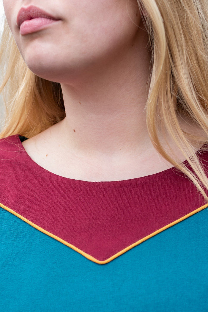 (Early) Medieval dress Gesine, teal blue-red