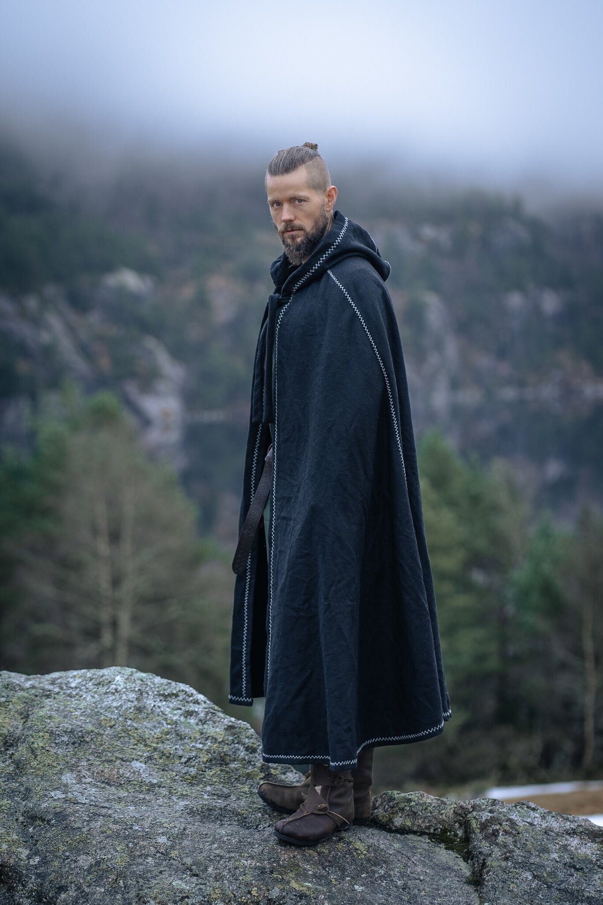Cloak Valdemar, black, wool mix