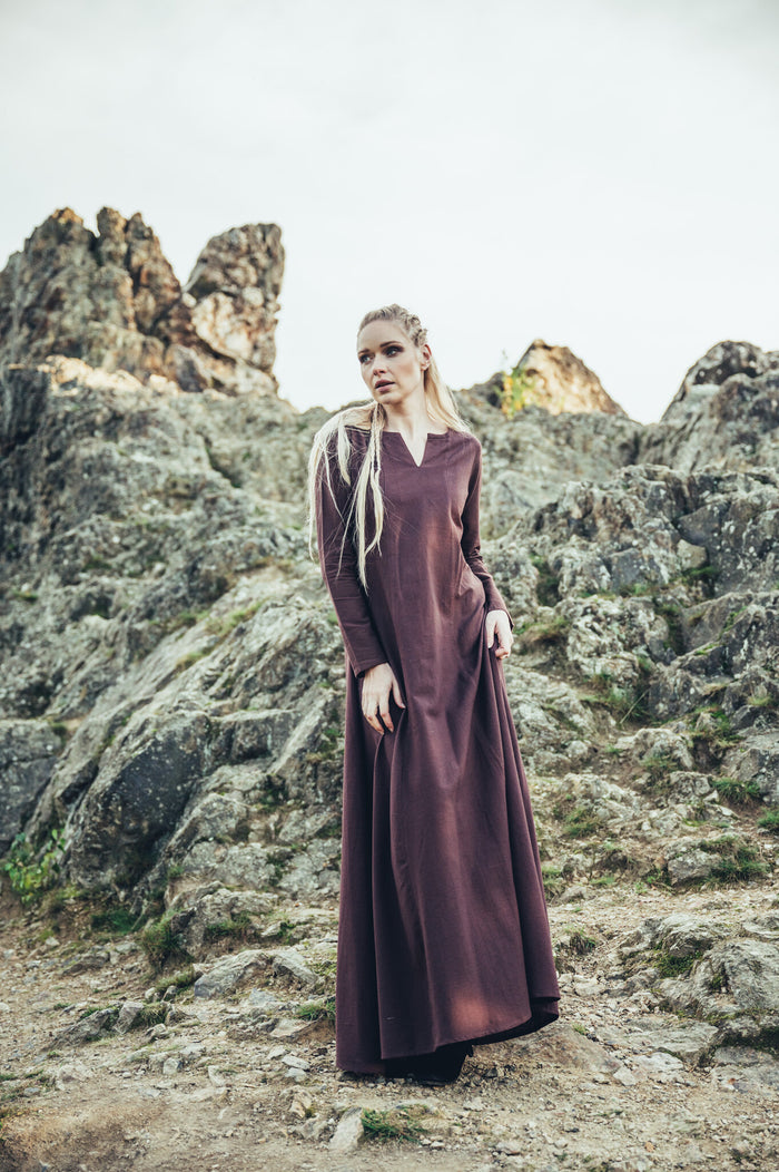 Viking dress Lina, dark brown