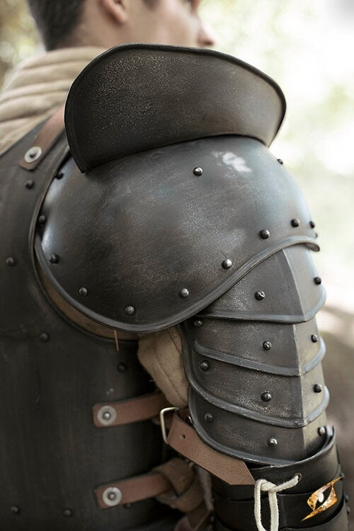 Pauldrons Warrior, patinated, 1 mm