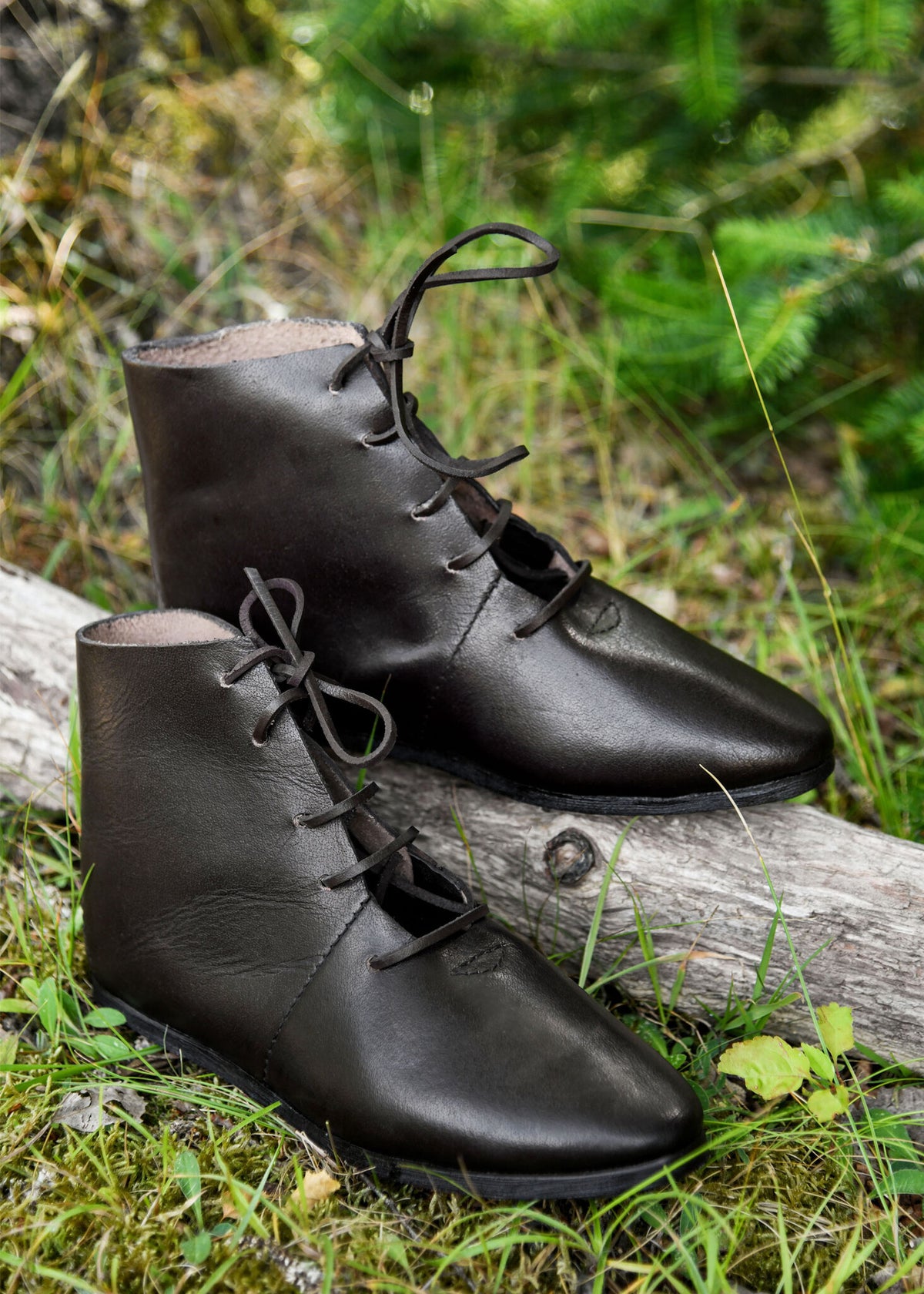 Ankle boots with hobnails, medieval, brown