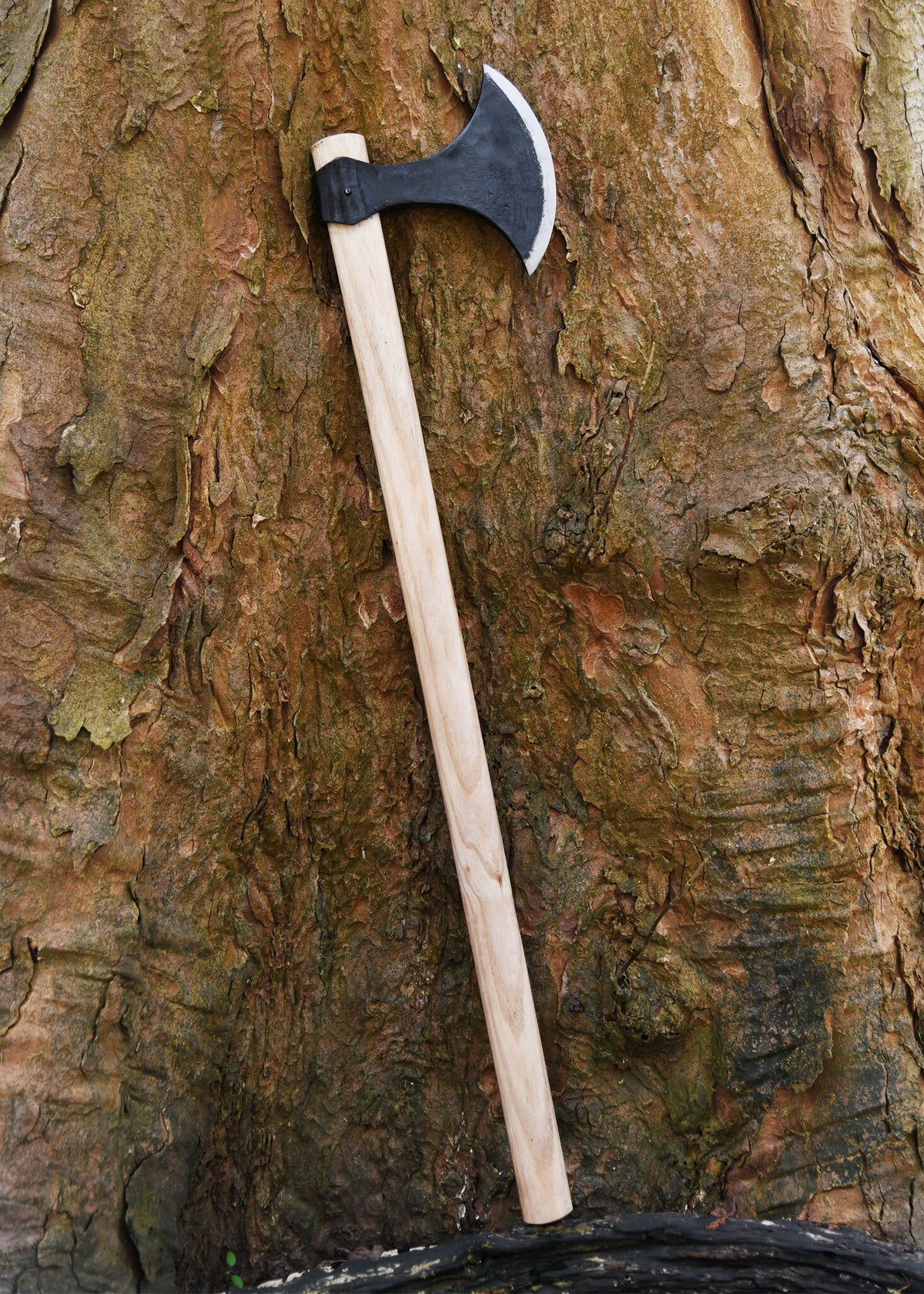 Short Danish axe, semi-sharp