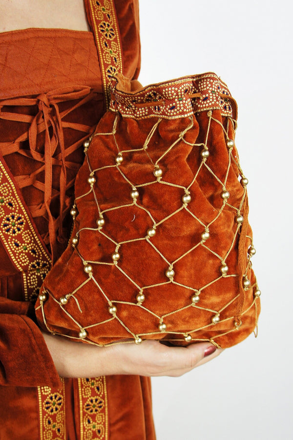 Noble pouch, terra cotta