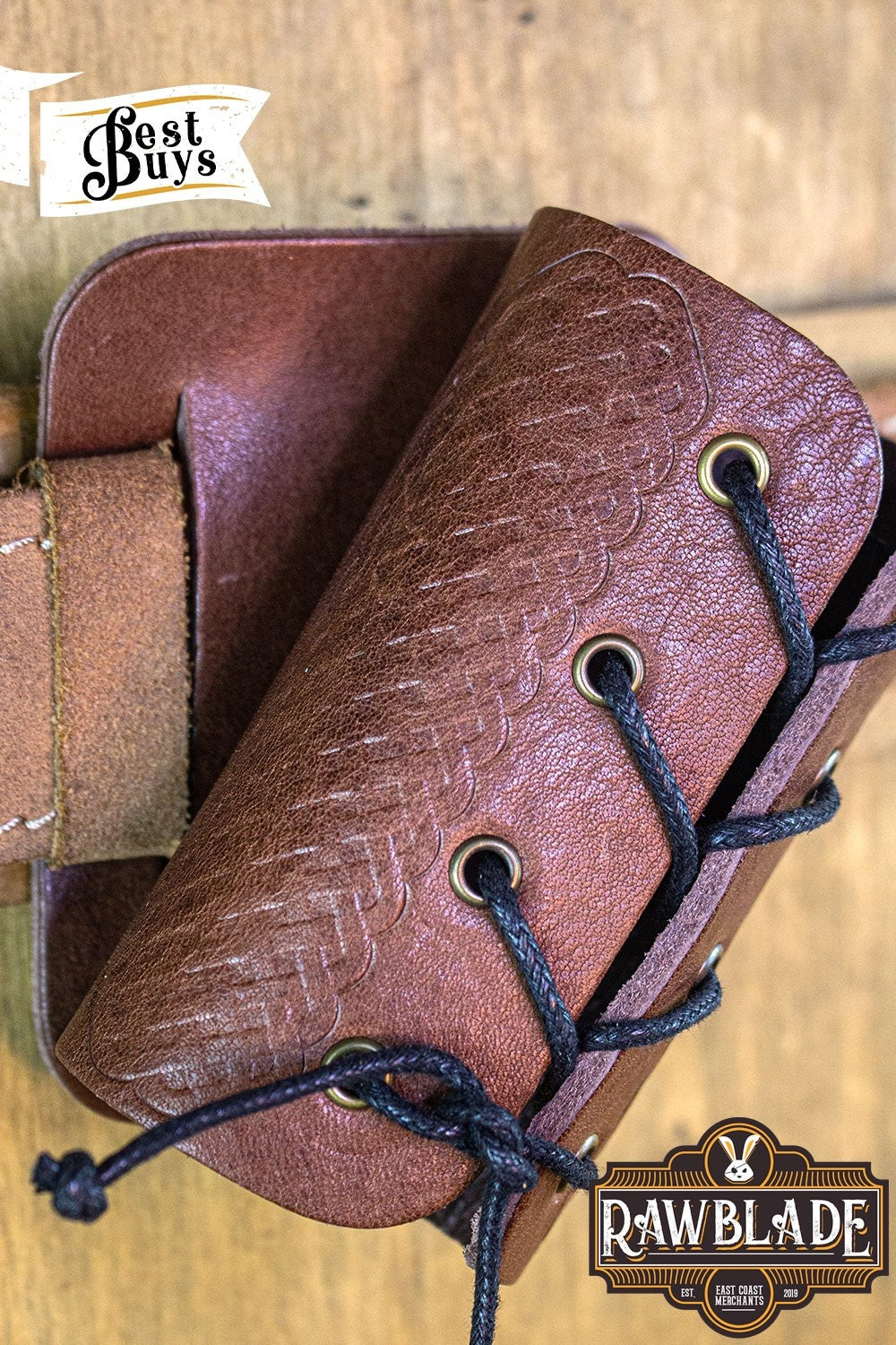 Nemain Holder - Brown - right-handed