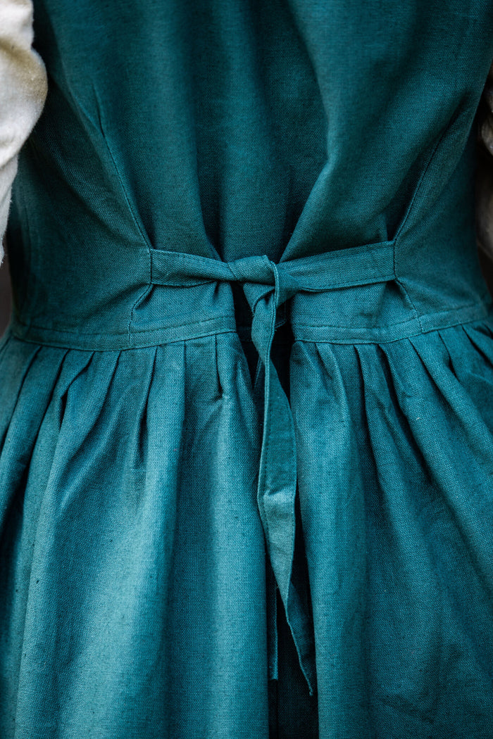 Kirtle Alice, green