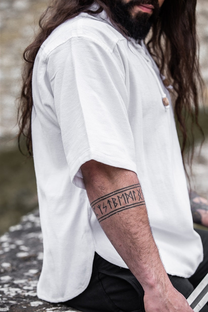 Medieval shirt with short sleeves, white