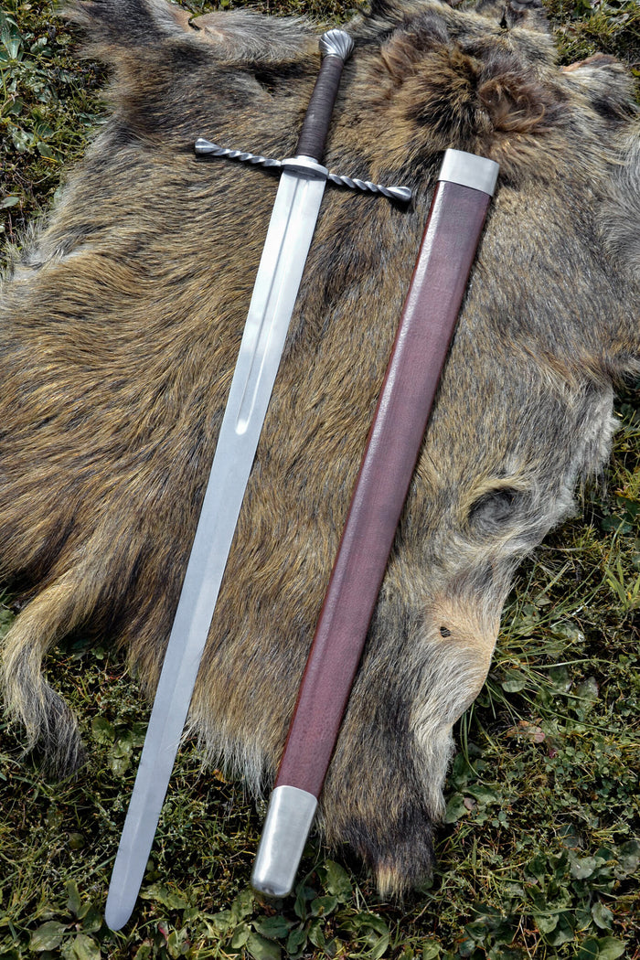 Hand-and-a-half sword Oakeshott type XVa, blunt (battle-ready)