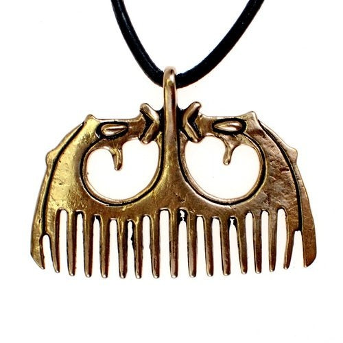 Viking comb, Ringerike style, bronze