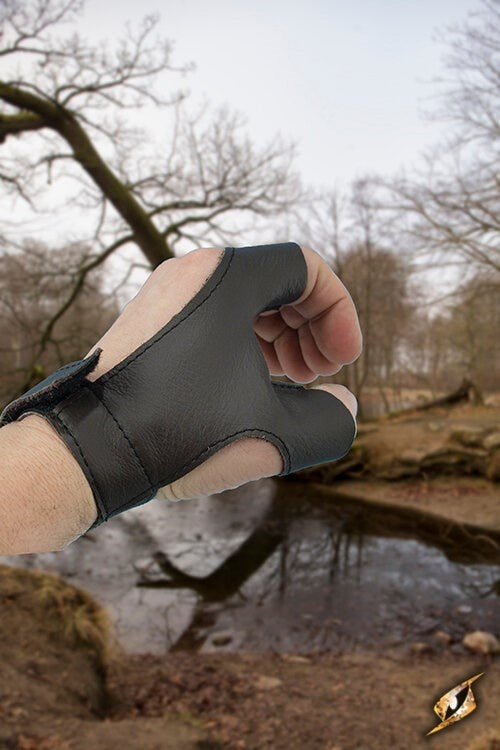 Bow glove right handed archer, black