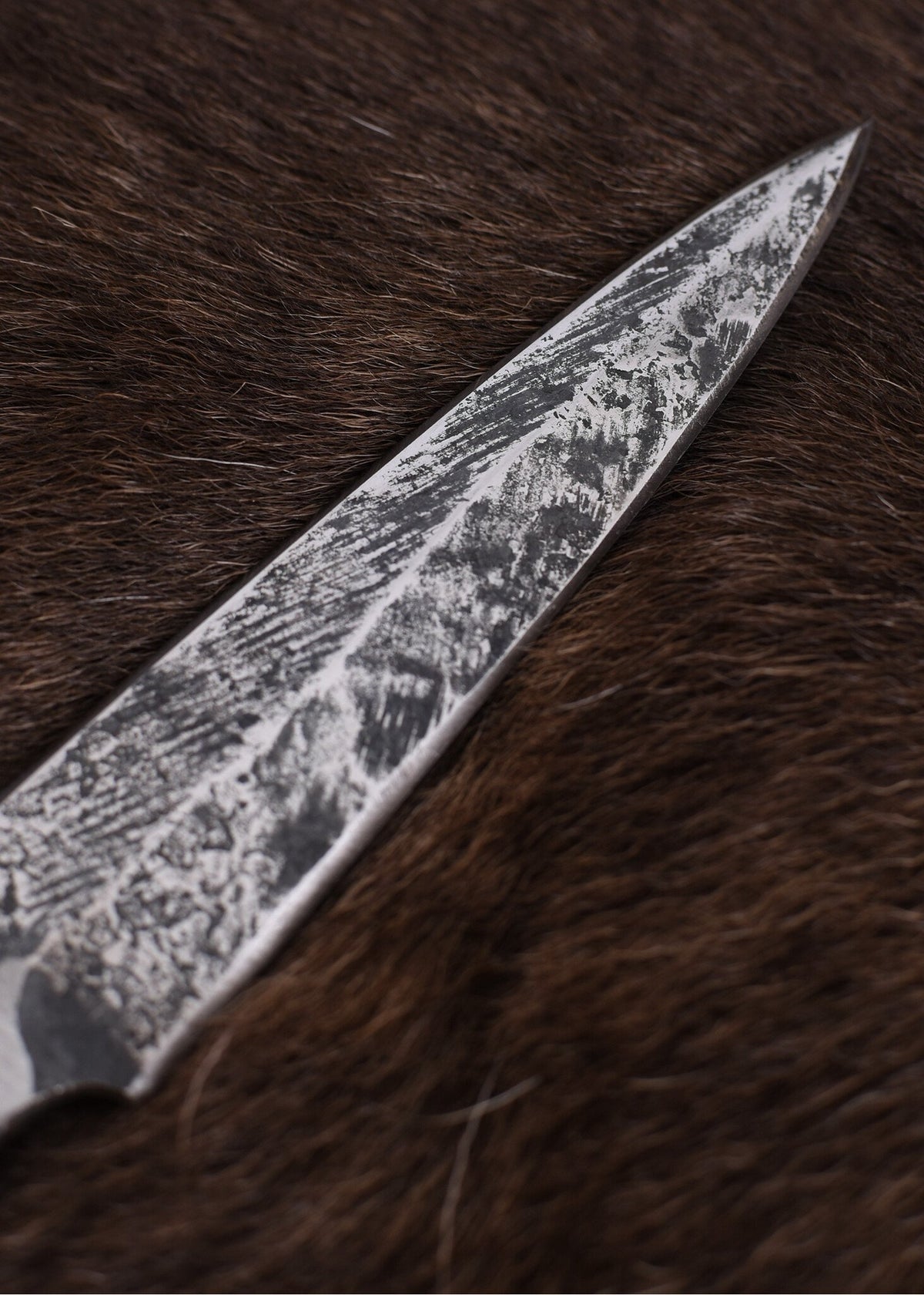 Germanic throwing spearhead, framae, sharp