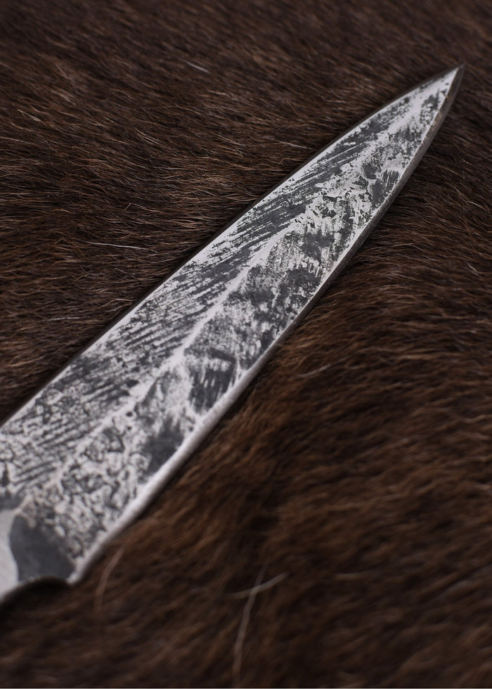 Germanic throwing spearhead, framae, sharp