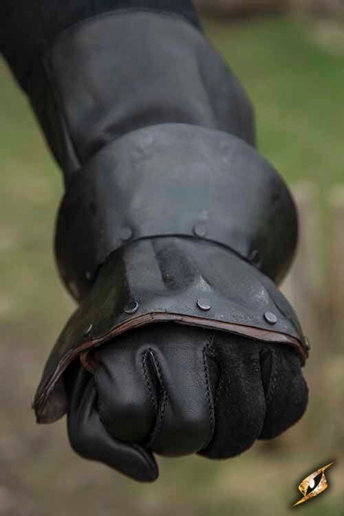 Half gauntlets, demi-gaunts, patinated, 1 mm