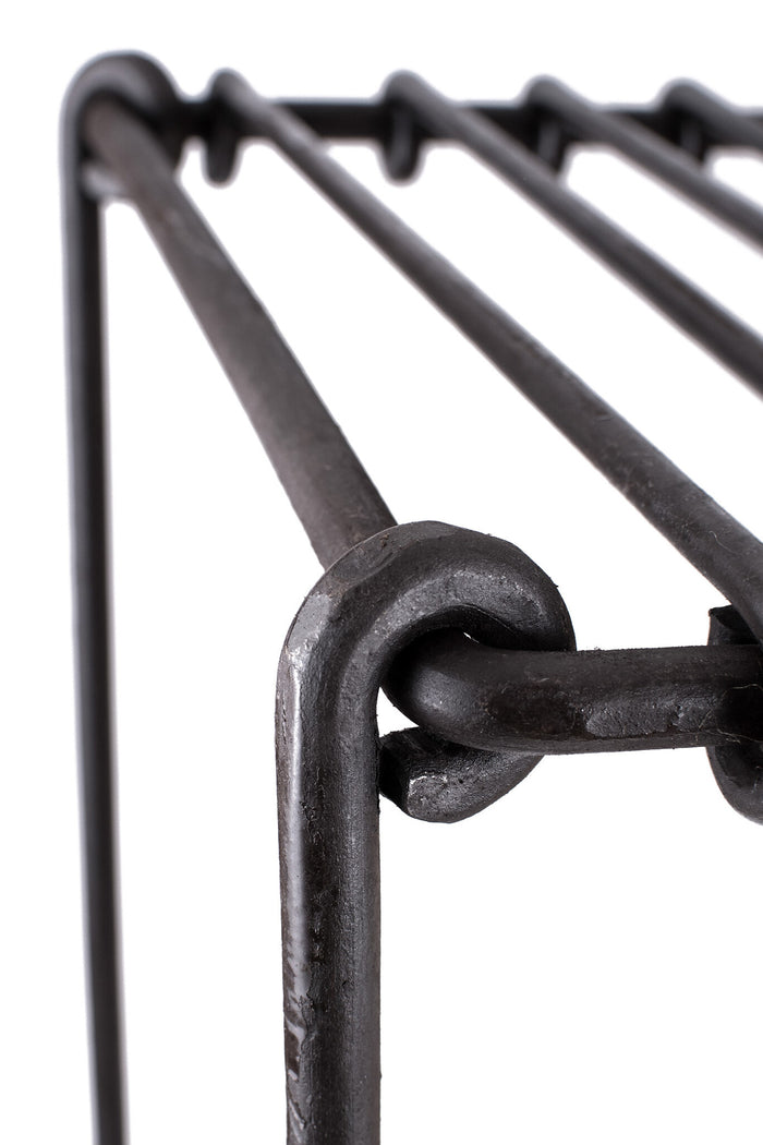 Hand-forged grill / barbecue