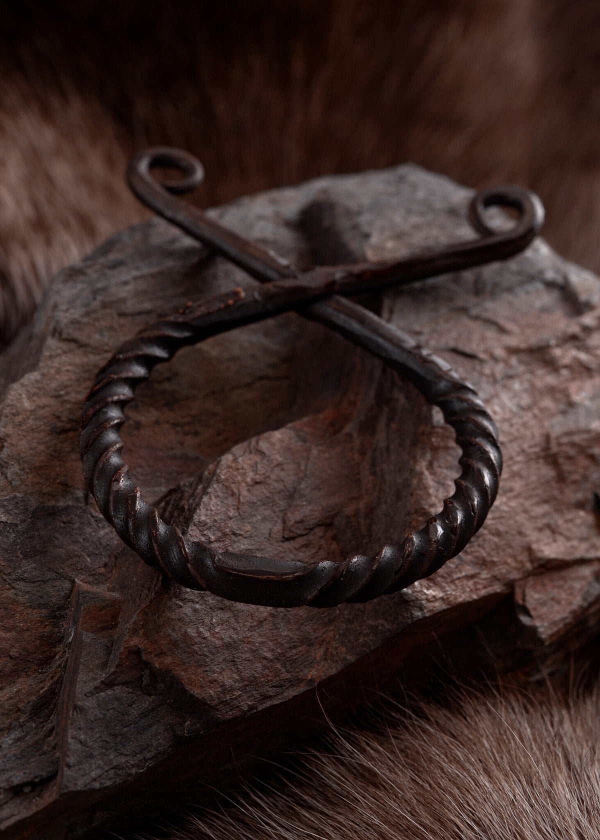 Twisted troll cross, iron