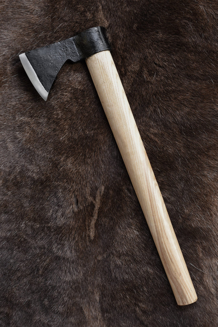 Viking hand axe, type D, semi-sharp