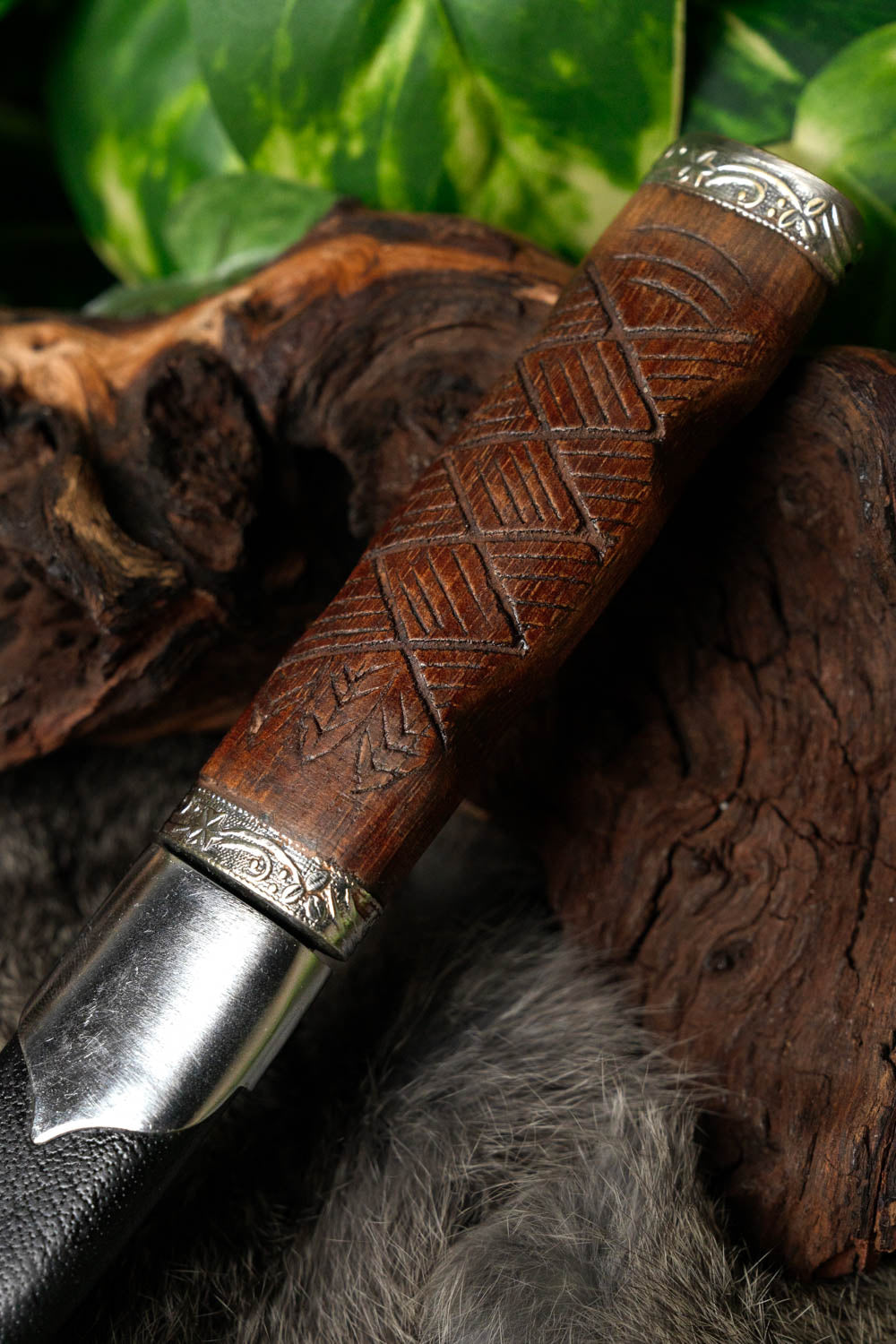 Sgian Dubh, semi-sharp