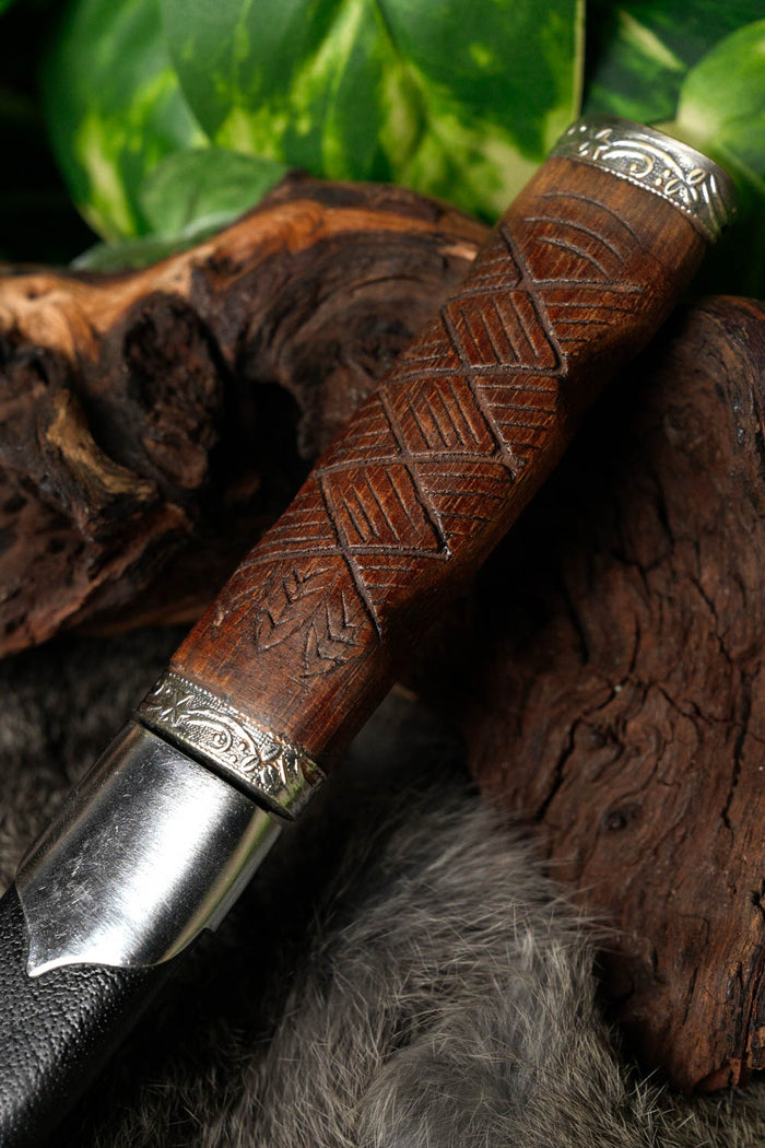 Sgian Dubh, semi-sharp