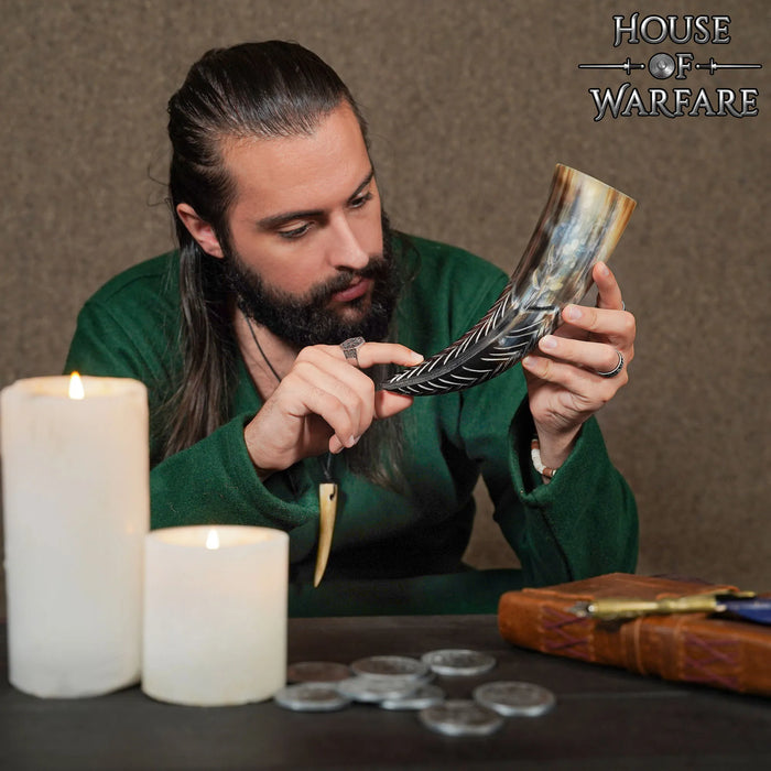 Engraved drinking horn gnome, 300-500 ml