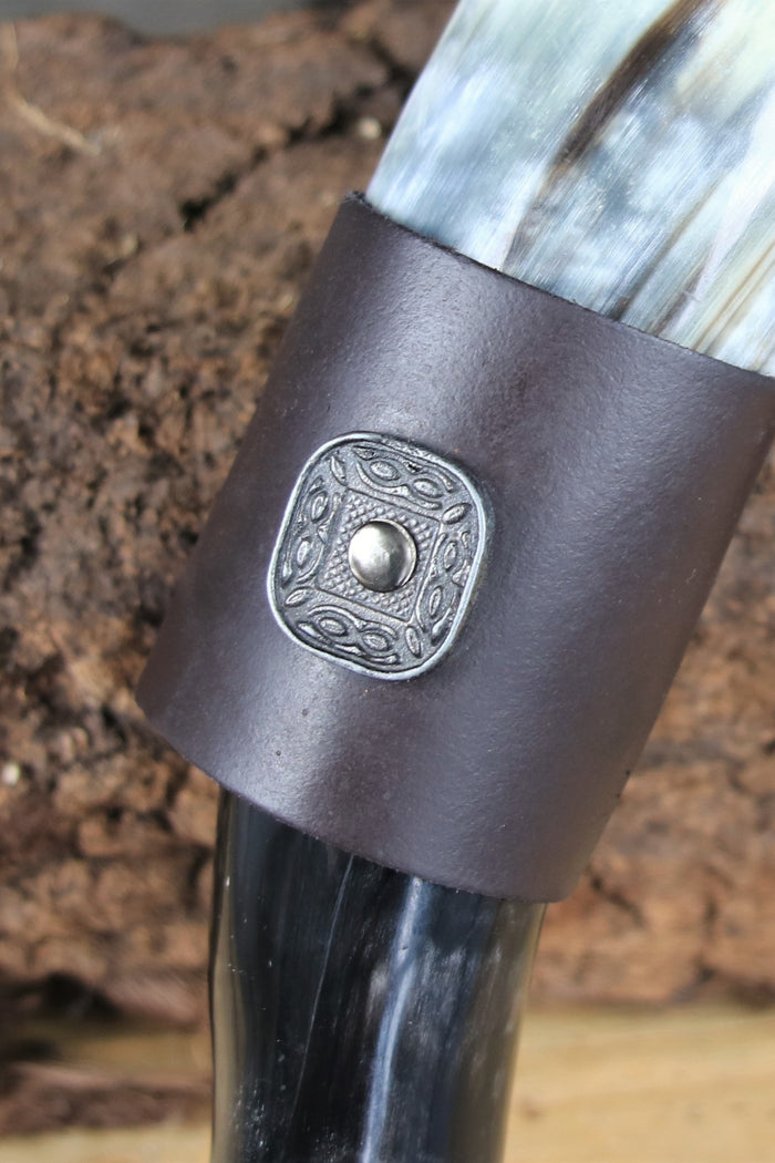 Drinking horn belt holder Tarek brown
