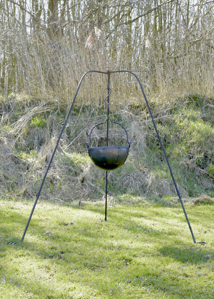 Large tripod
