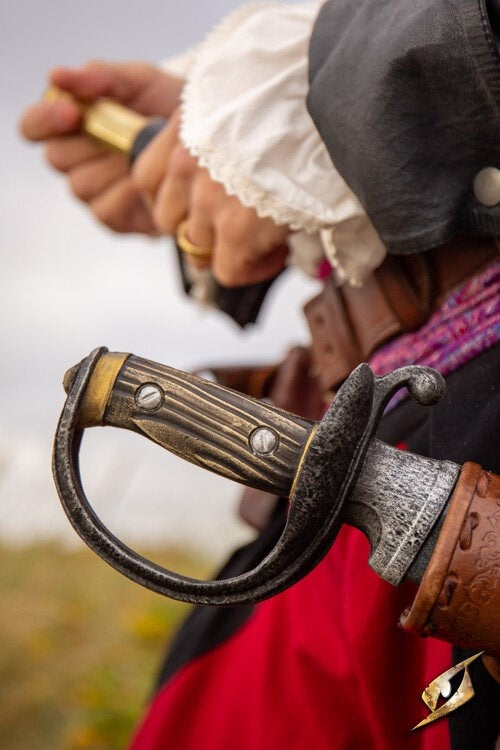 Böjd LARP cutlass, 85 cm