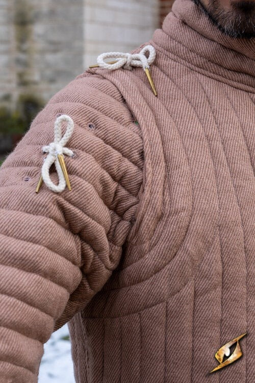 15th century beige acketon