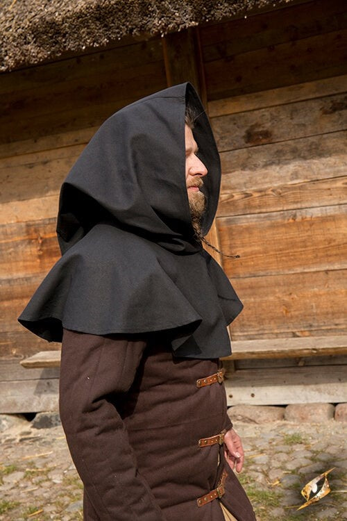 Medieval chaperon Walt, black