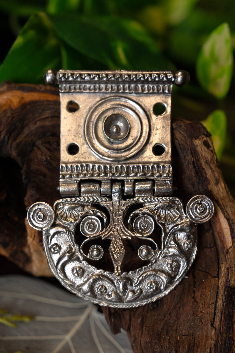 Römische Gürtelschnalle Tekija, verzinntes Messing