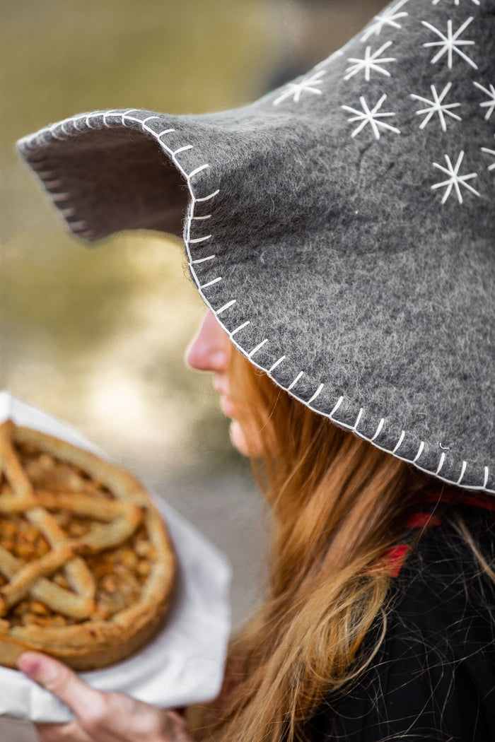 Witch hat with stars, grey, wool felt