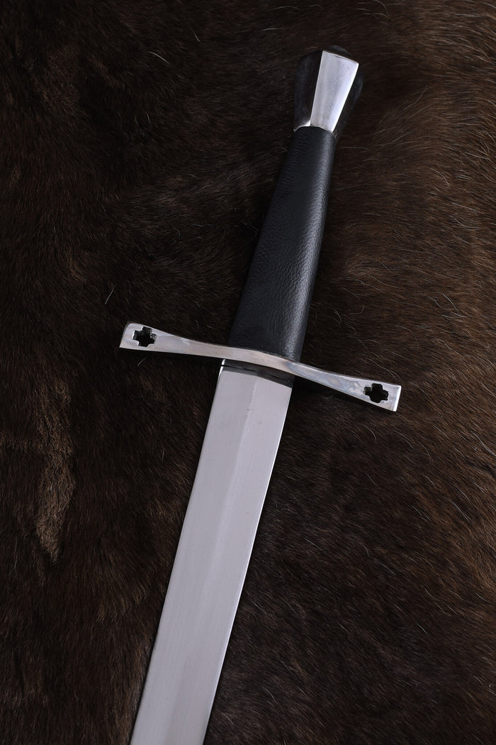 Medieval single-handed knight sword, semi-sharp