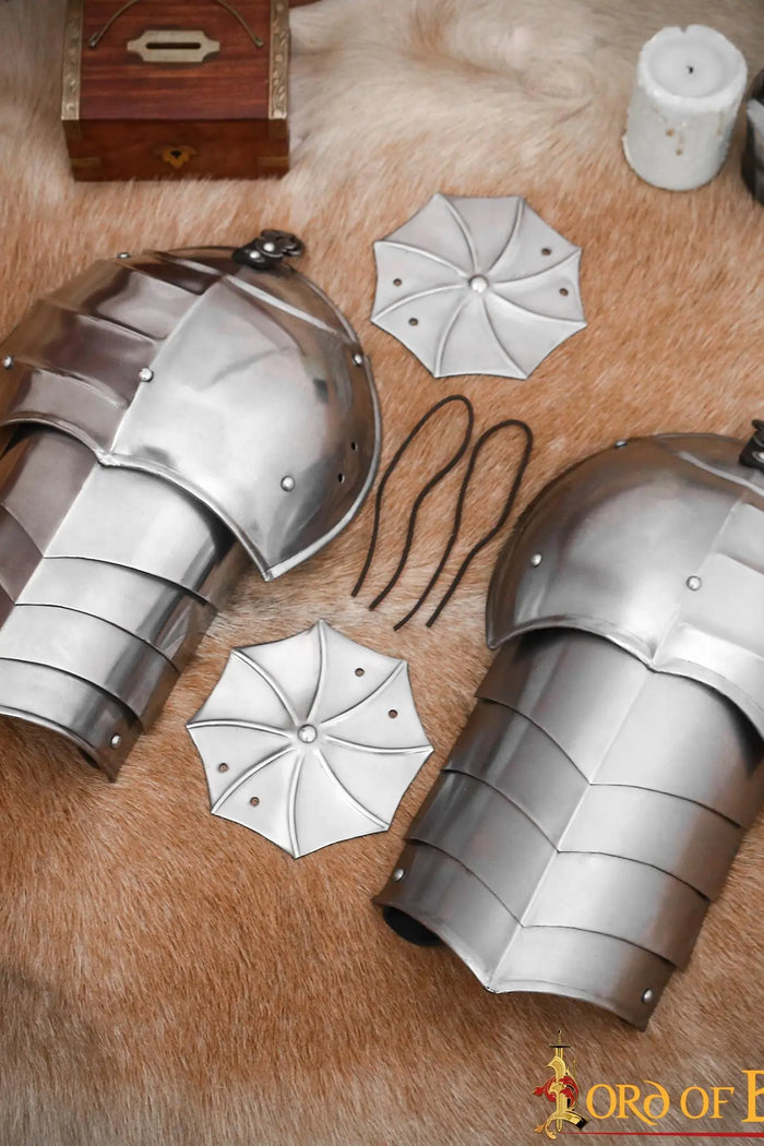 Gothic pauldrons with roundels, 1.6 mm