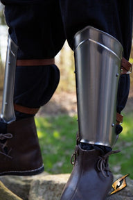 Scout greaves, polished, 1 mm