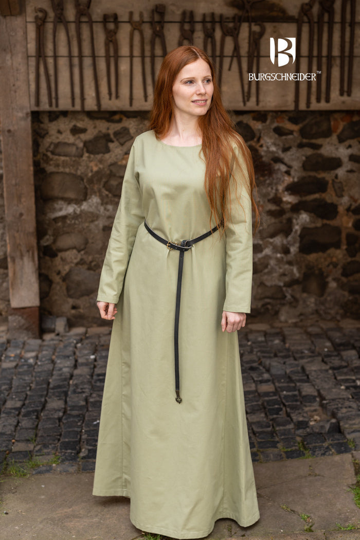 Medieval dress Freya, light green