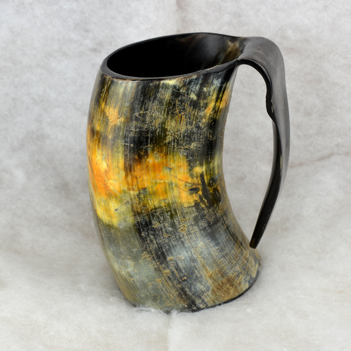 Horn large cup Dimmuborgir, 650-1000 ml
