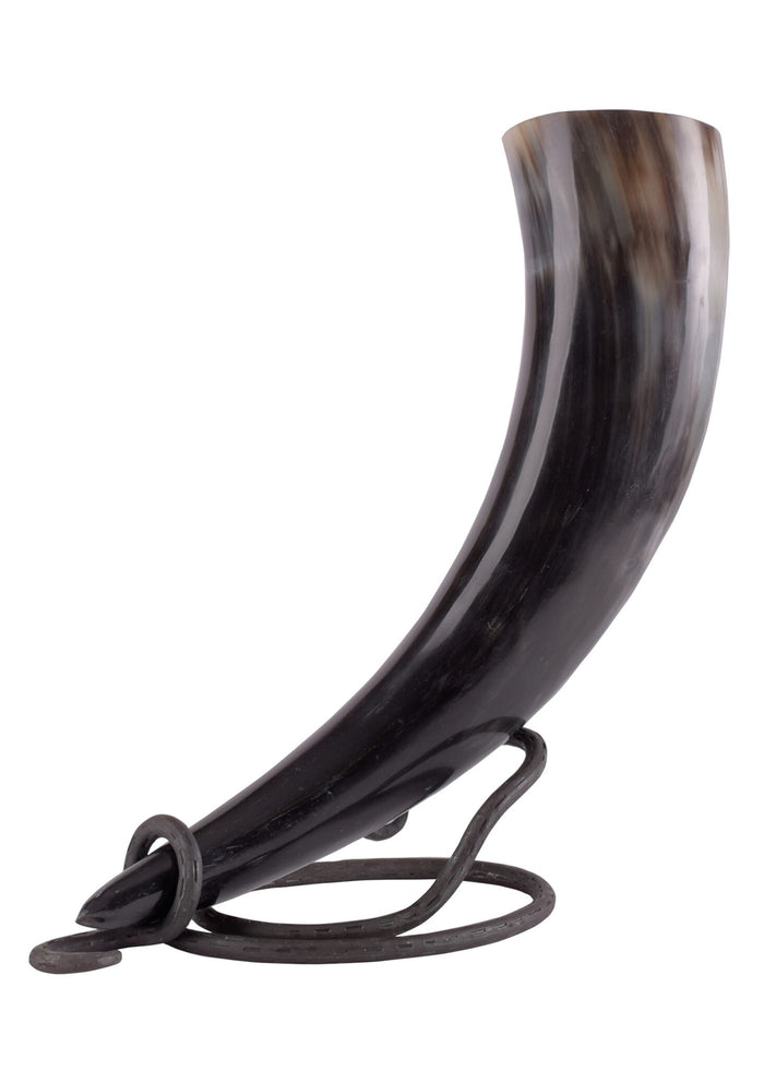 Round drinking horn holder
