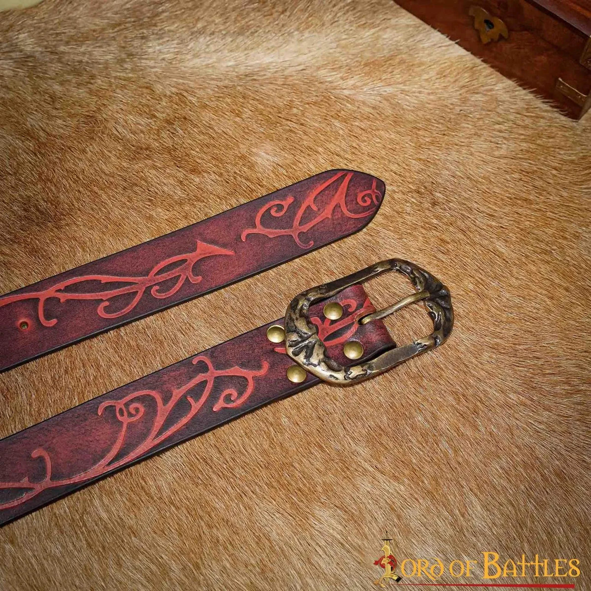Leather belt Aranel, Red