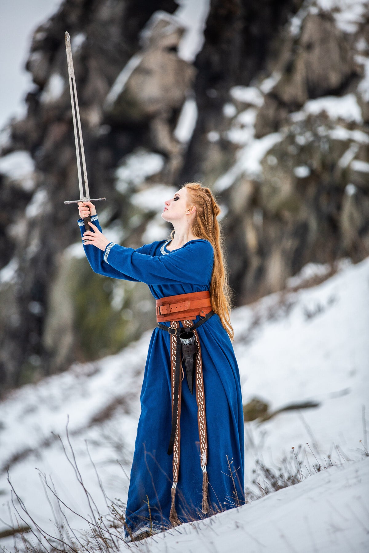 Early medieval dress Aelswith, blue