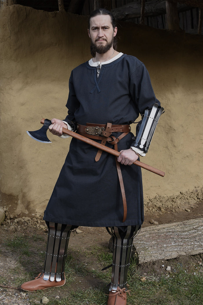 Germanic Thorsberg tunic Harald, dark blue