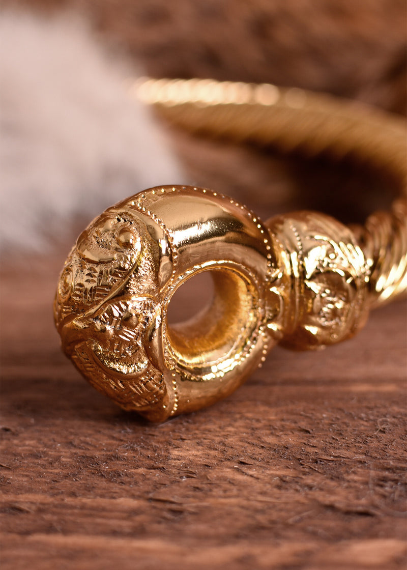 Réplica de torque de Snettisham, latón